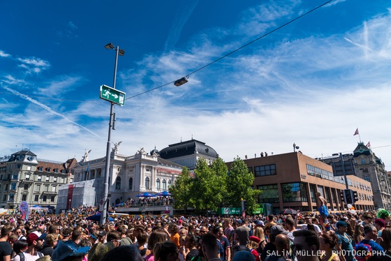 Street Parade 2018 - Crowd, Stages and Still-Life - 032